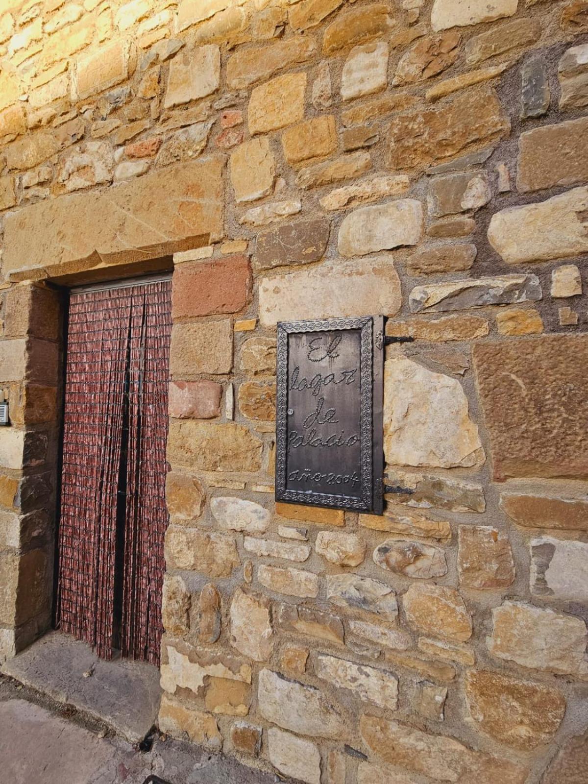 Lagar De Palacio Santa Cilia de Jaca الغرفة الصورة